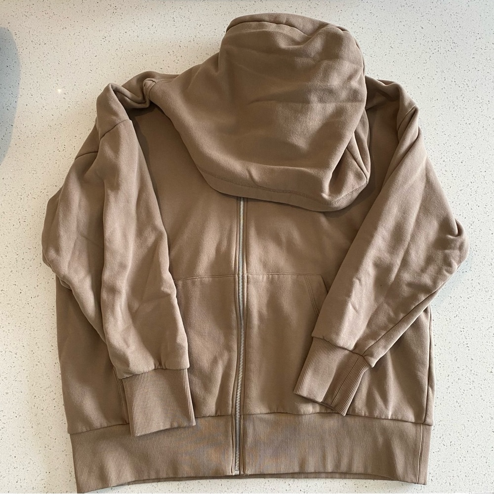 Zara zip up